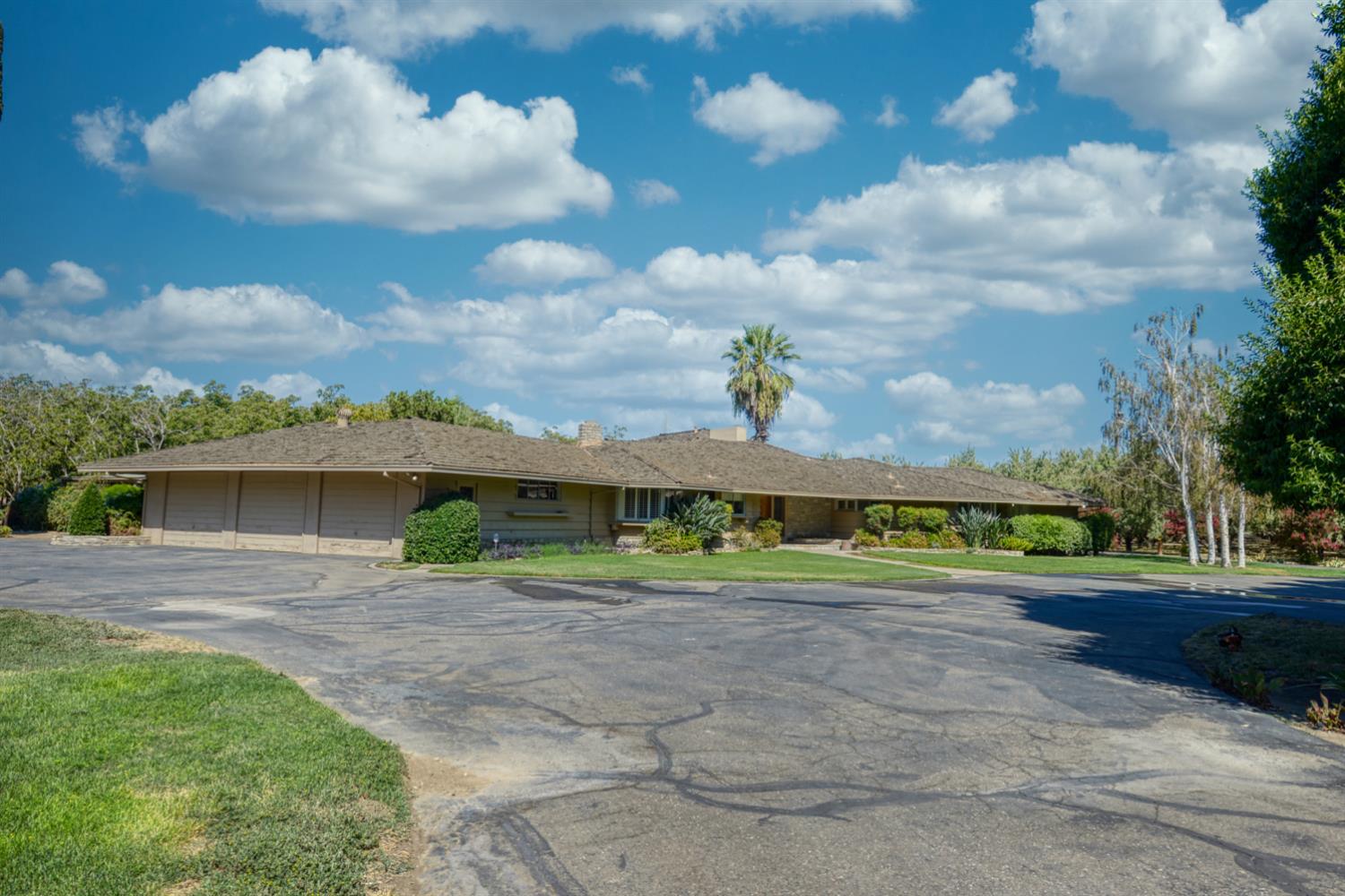29365 Bunker Rd, Gustine, CA 95322