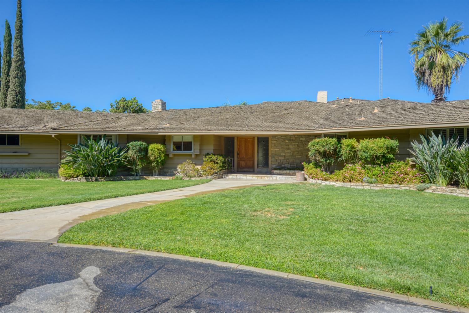 29365 Bunker Rd, Gustine, CA 95322