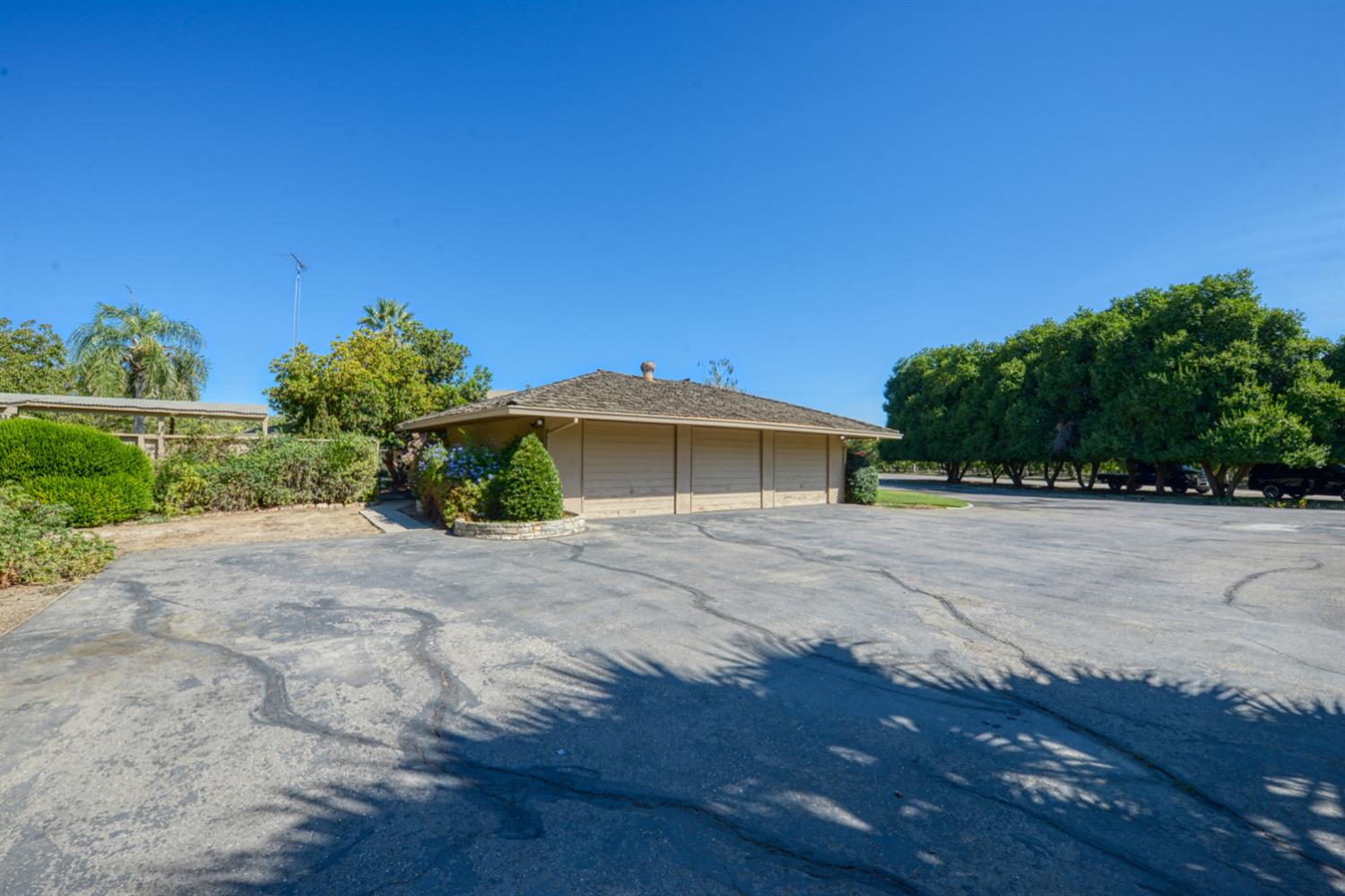 29365 Bunker Rd, Gustine, CA 95322