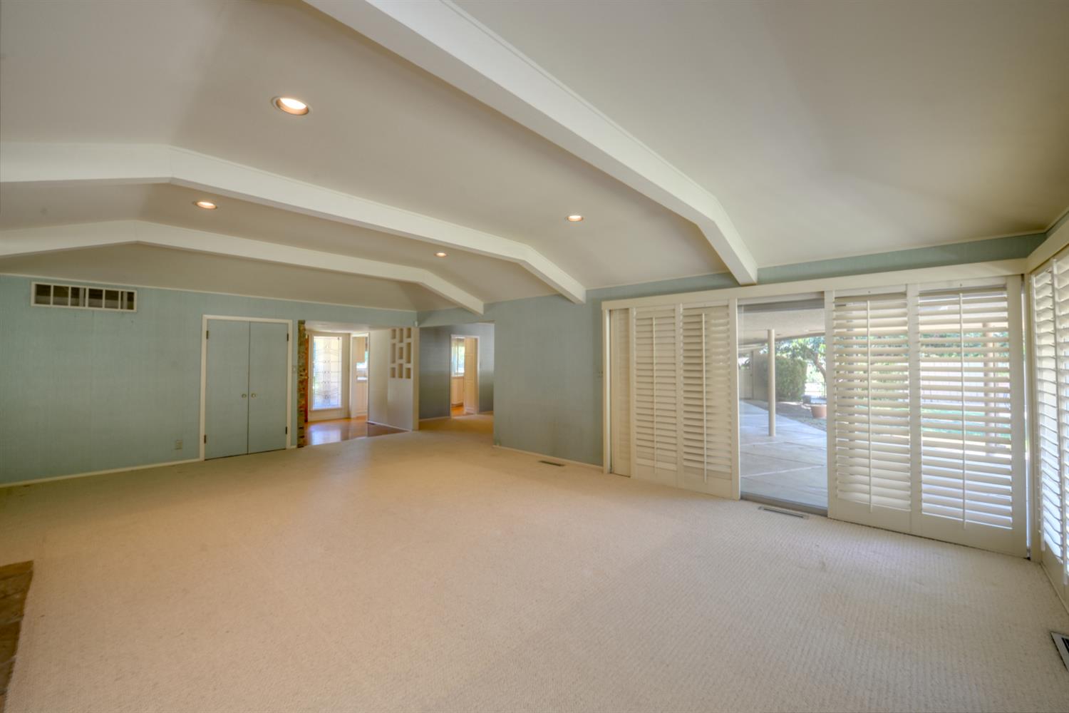 29365 Bunker Rd, Gustine, CA 95322