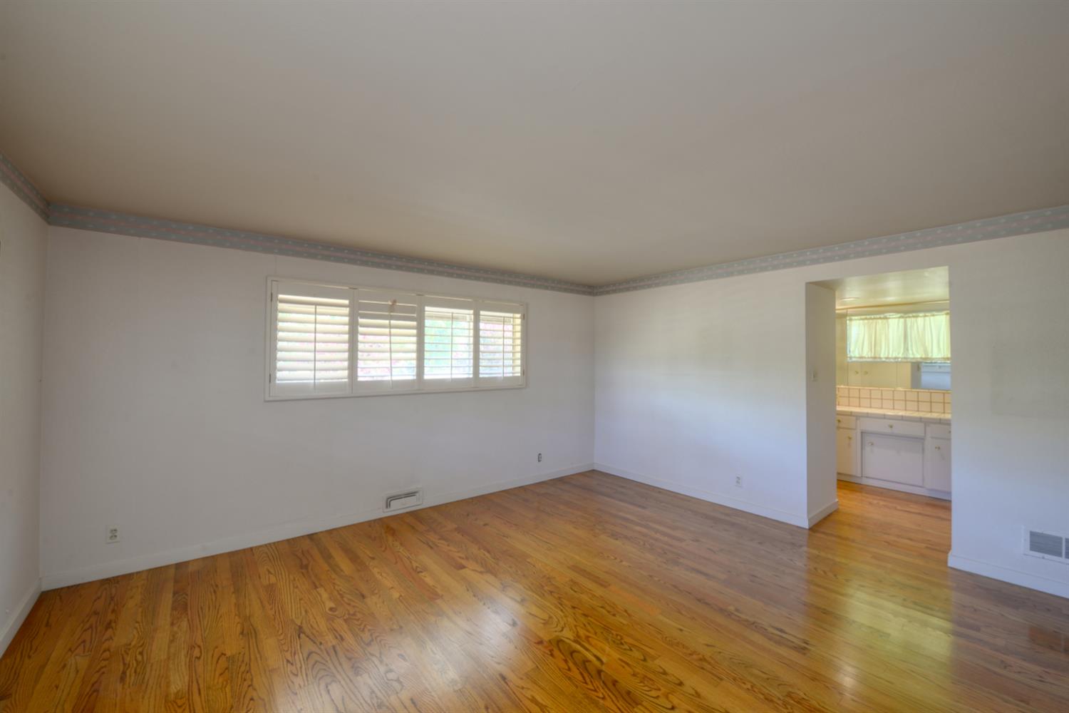 29365 Bunker Rd, Gustine, CA 95322