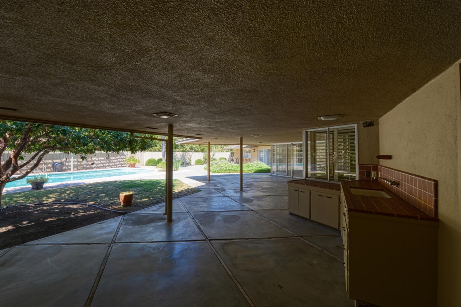 29365 Bunker Rd, Gustine, CA 95322