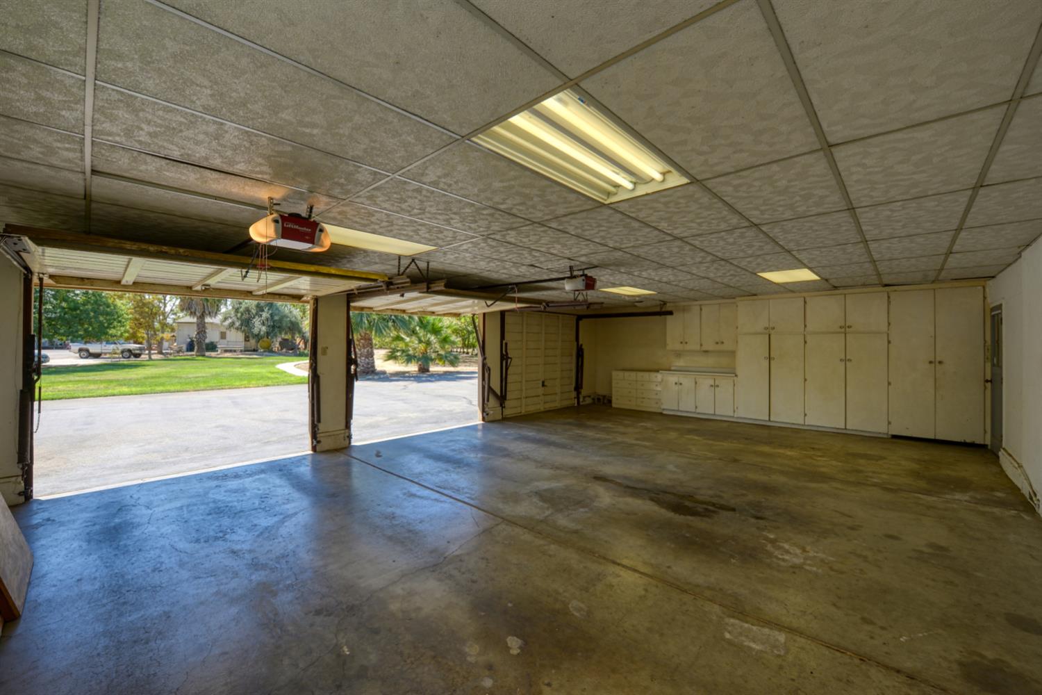 29365 Bunker Rd, Gustine, CA 95322