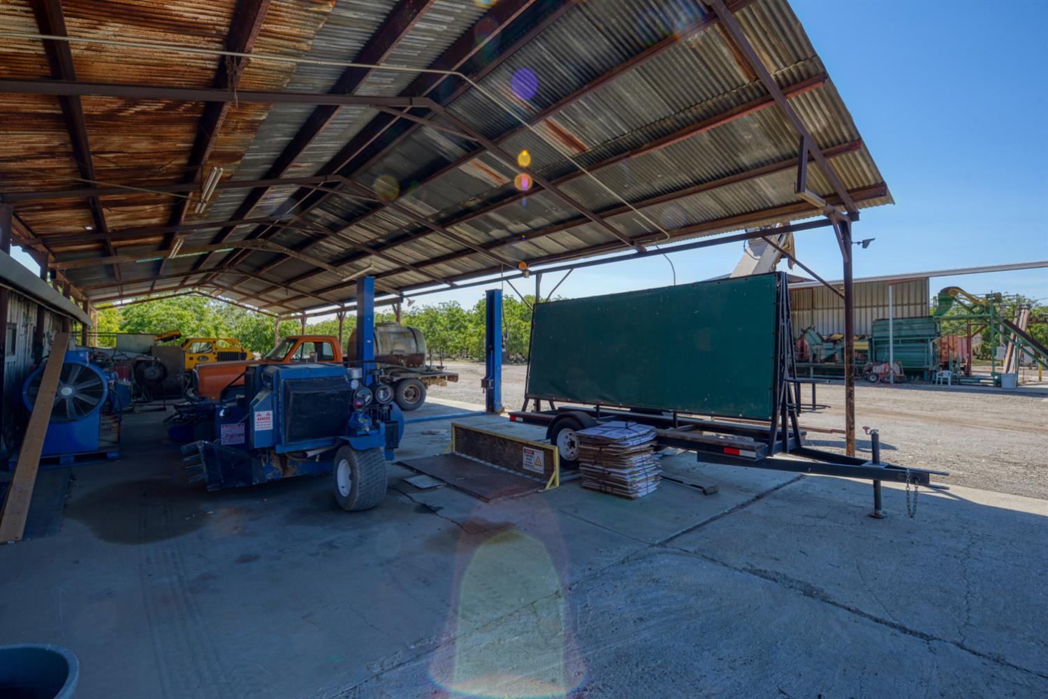 29365 Bunker Rd, Gustine, CA 95322