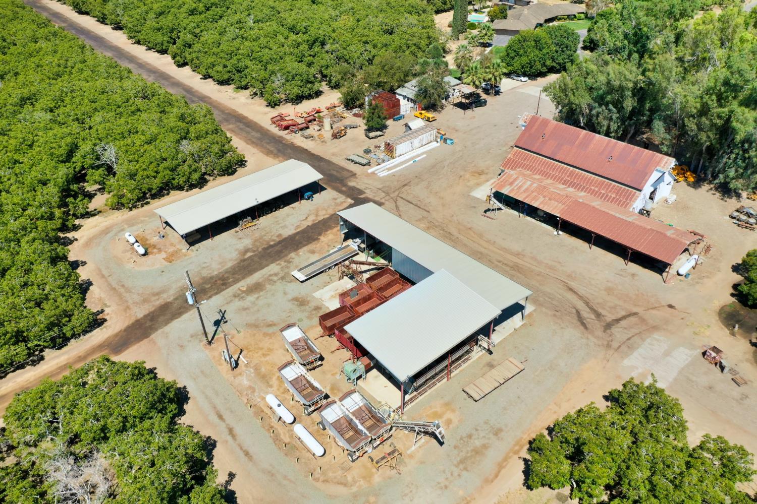 29365 Bunker Rd, Gustine, CA 95322