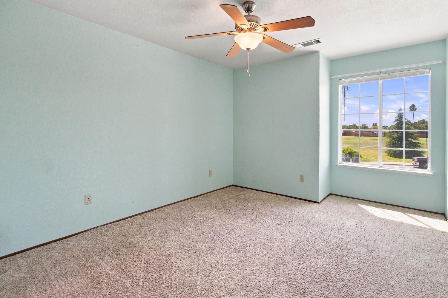 1602 Acacia Ct, Chowchilla, CA 93610