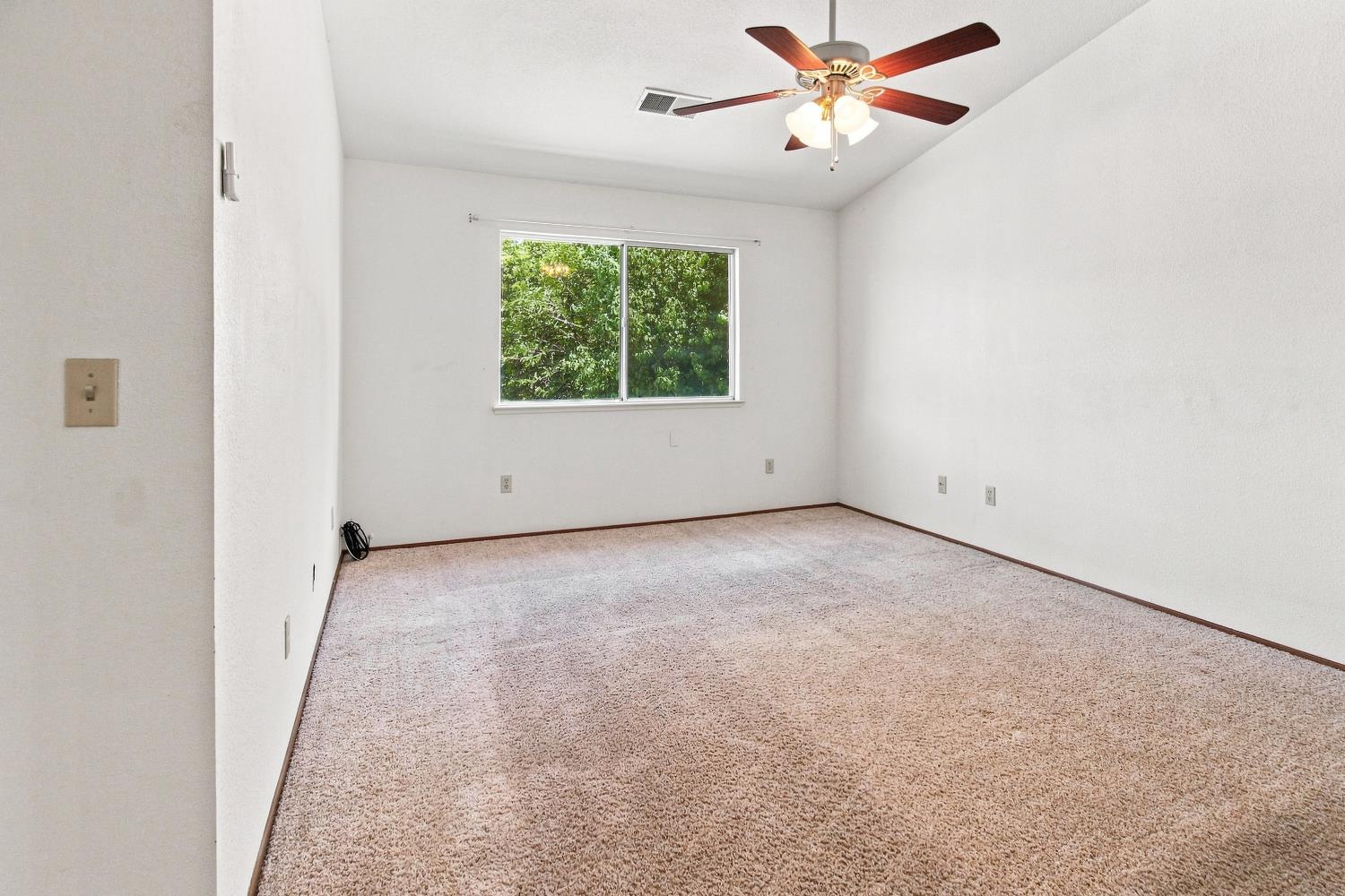 1602 Acacia Ct, Chowchilla, CA 93610