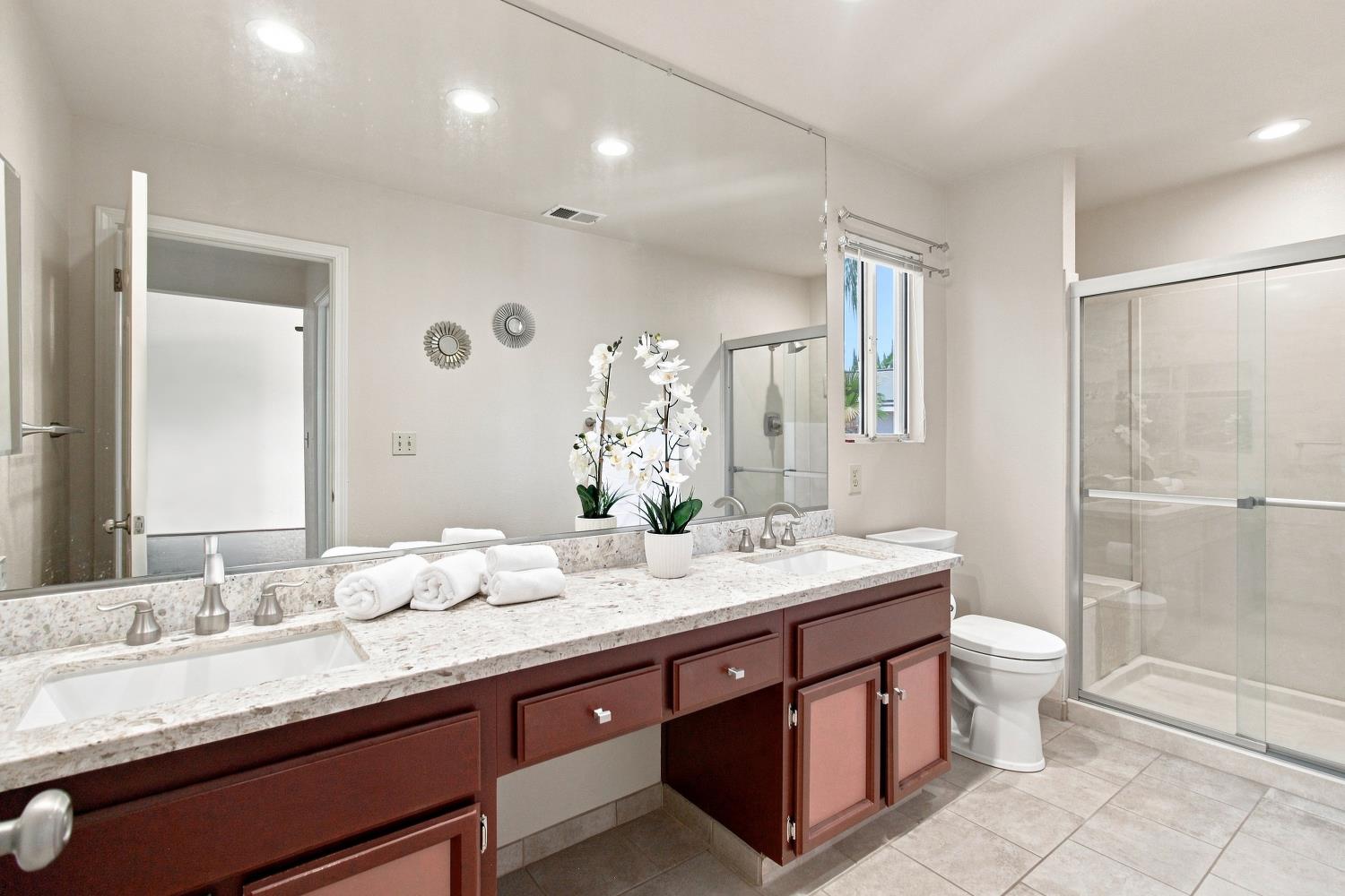 1602 Acacia Ct, Chowchilla, CA 93610