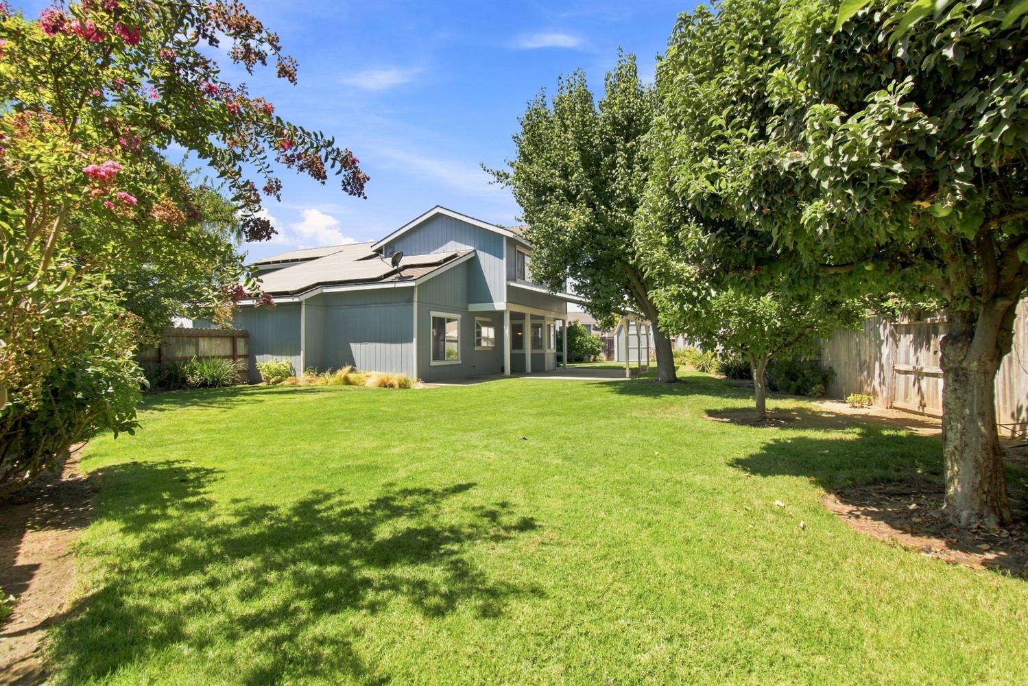 1602 Acacia Ct, Chowchilla, CA 93610