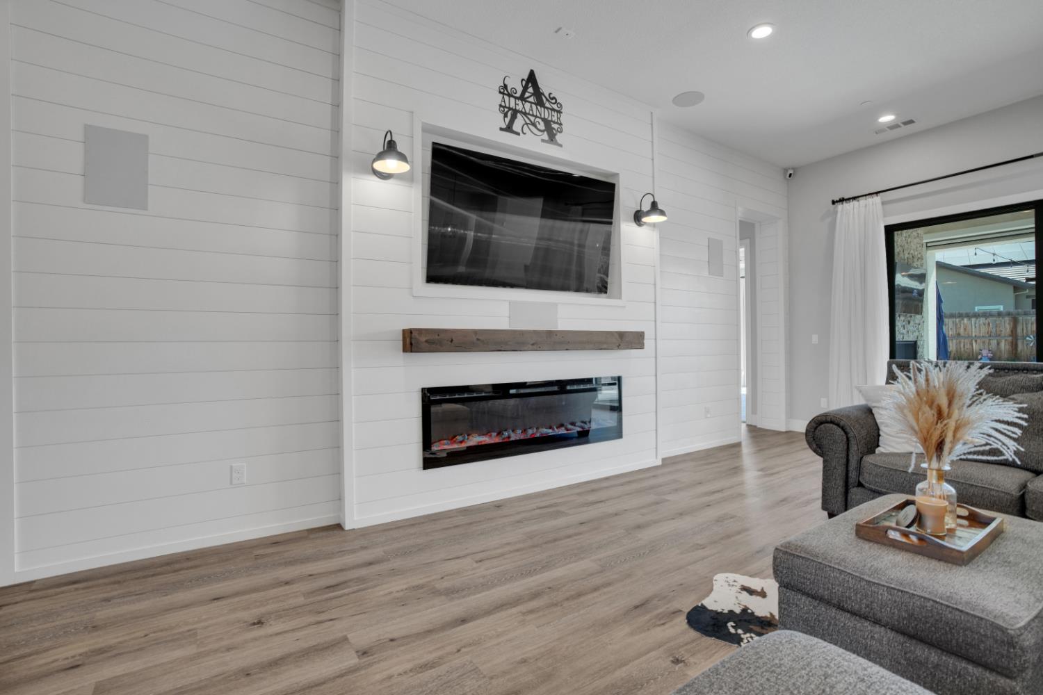 2656 Sinatra Pl, Manteca, CA 95337