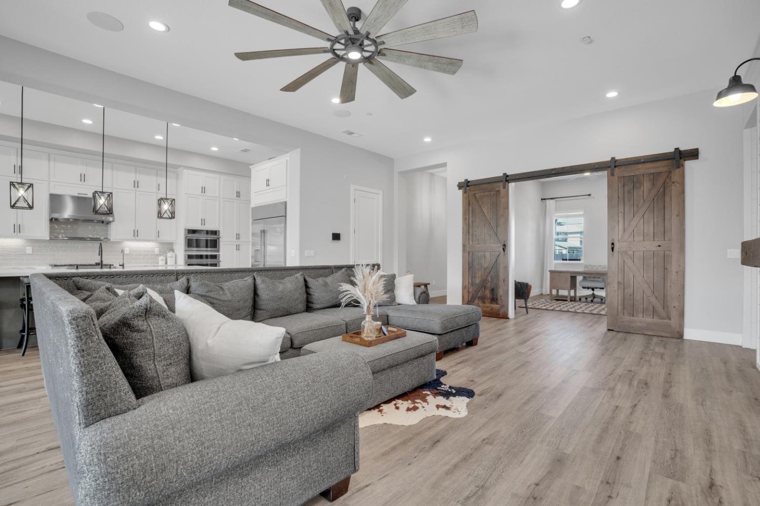 2656 Sinatra Pl, Manteca, CA 95337