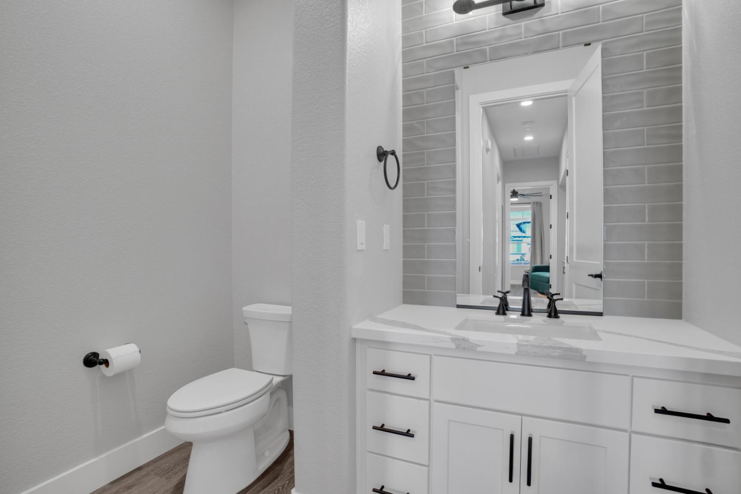 2656 Sinatra Pl, Manteca, CA 95337