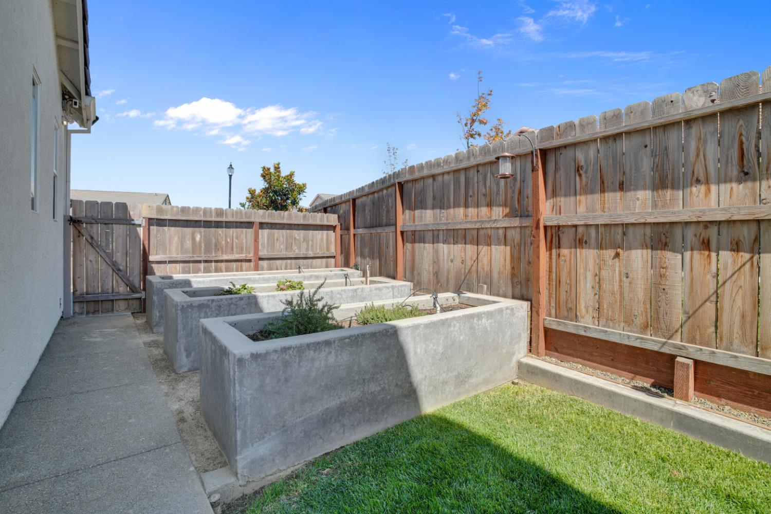 2656 Sinatra Pl, Manteca, CA 95337