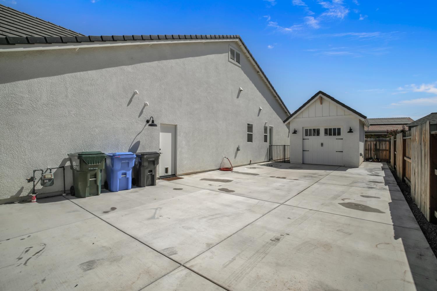 2656 Sinatra Pl, Manteca, CA 95337