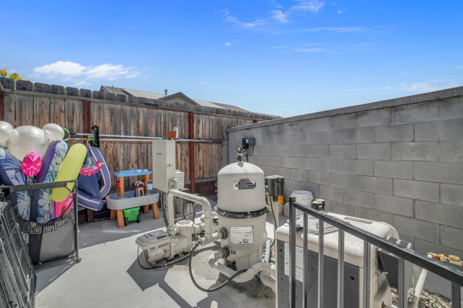 2656 Sinatra Pl, Manteca, CA 95337