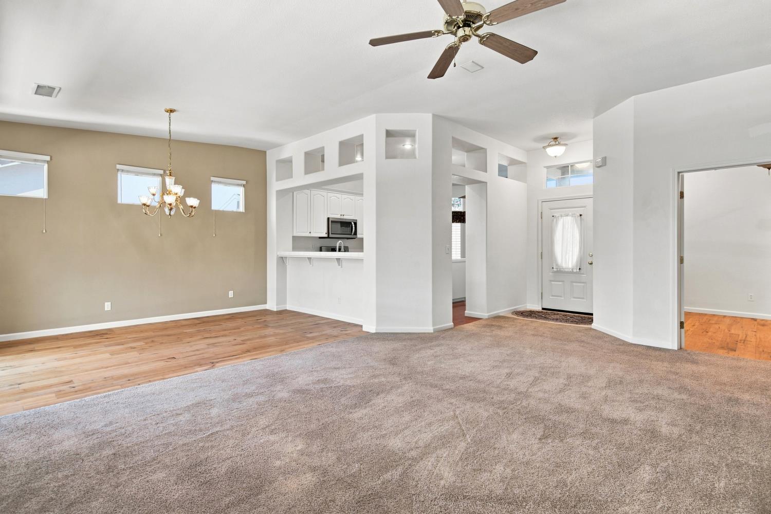 1738 Matterhorn St, Manteca, CA 95337