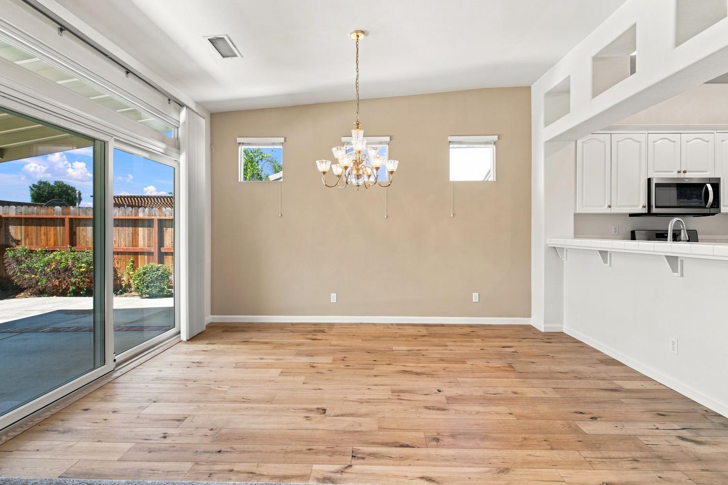 1738 Matterhorn St, Manteca, CA 95337