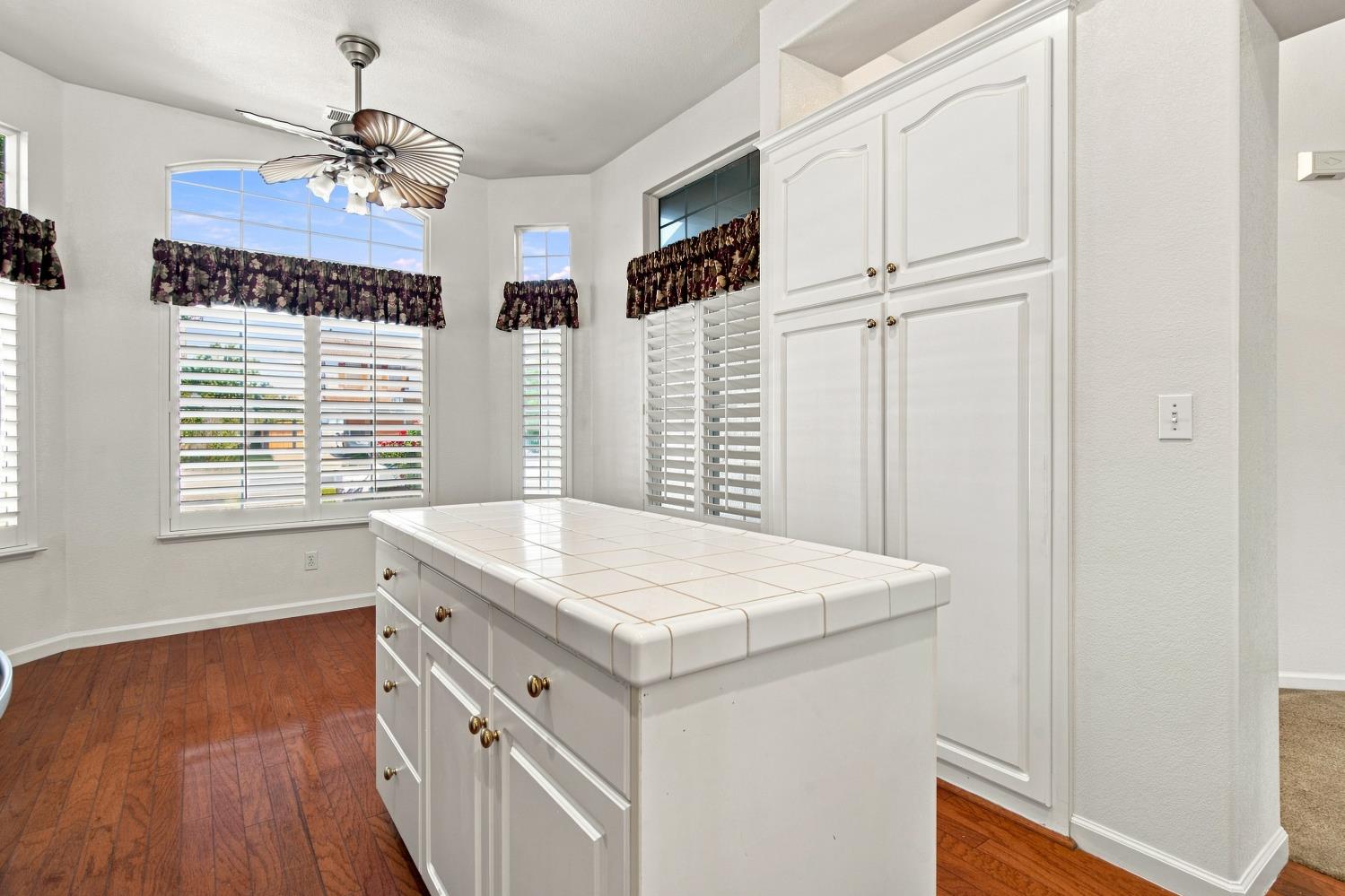 1738 Matterhorn St, Manteca, CA 95337