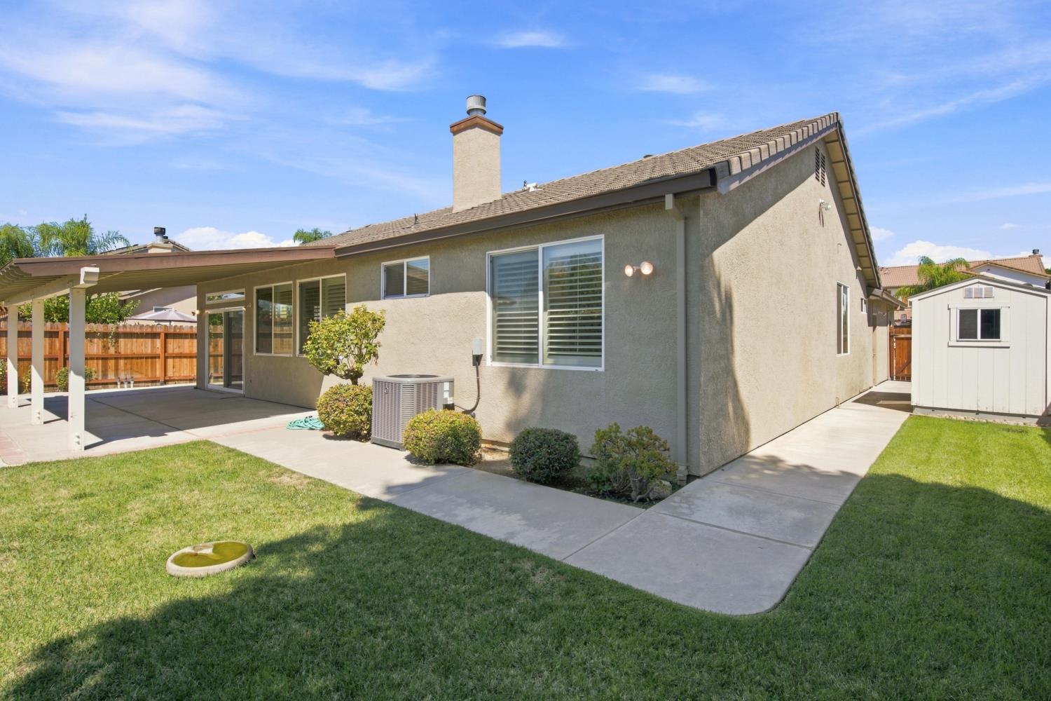 1738 Matterhorn St, Manteca, CA 95337