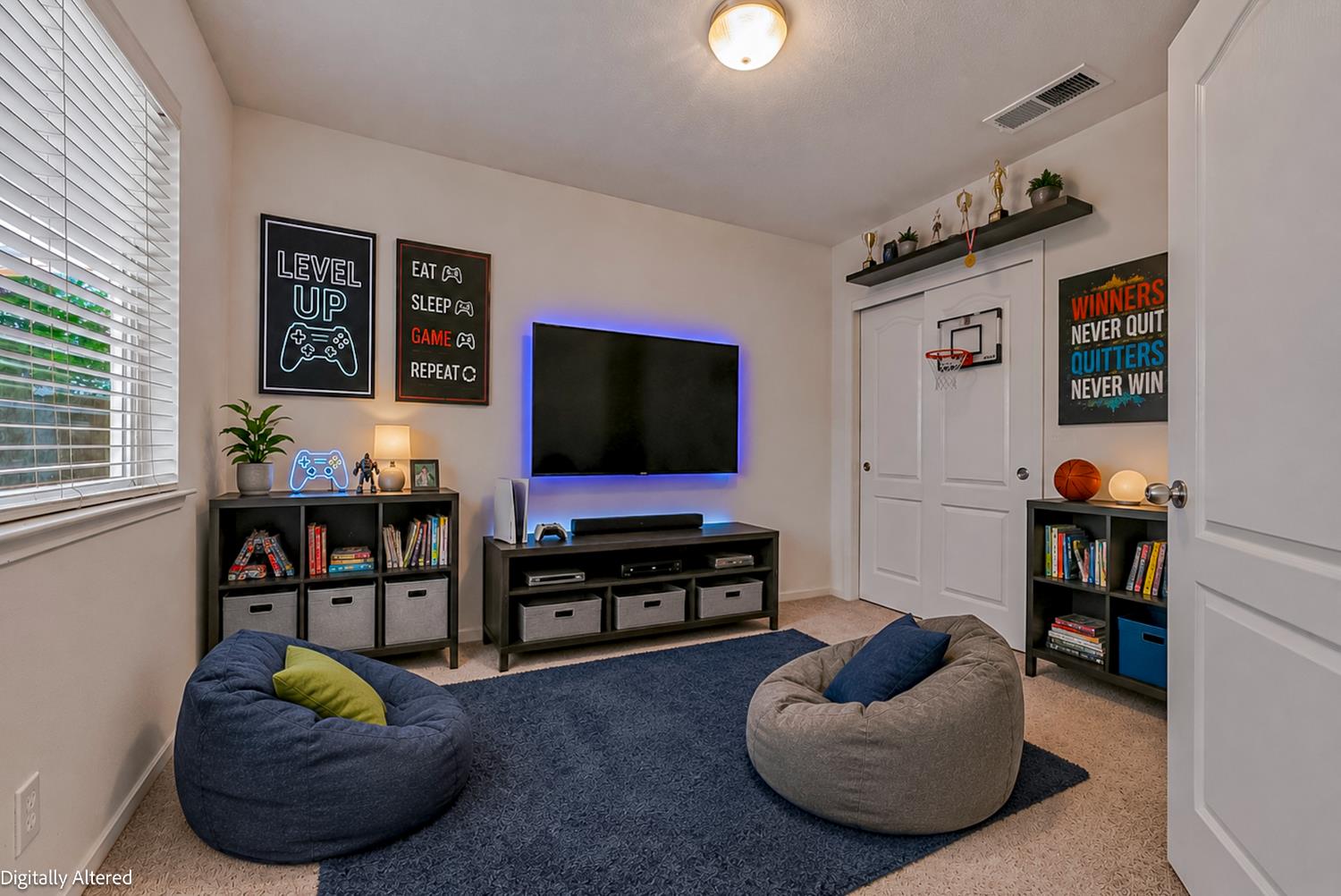 241 Brimmer Rd, Merced, CA 95341
