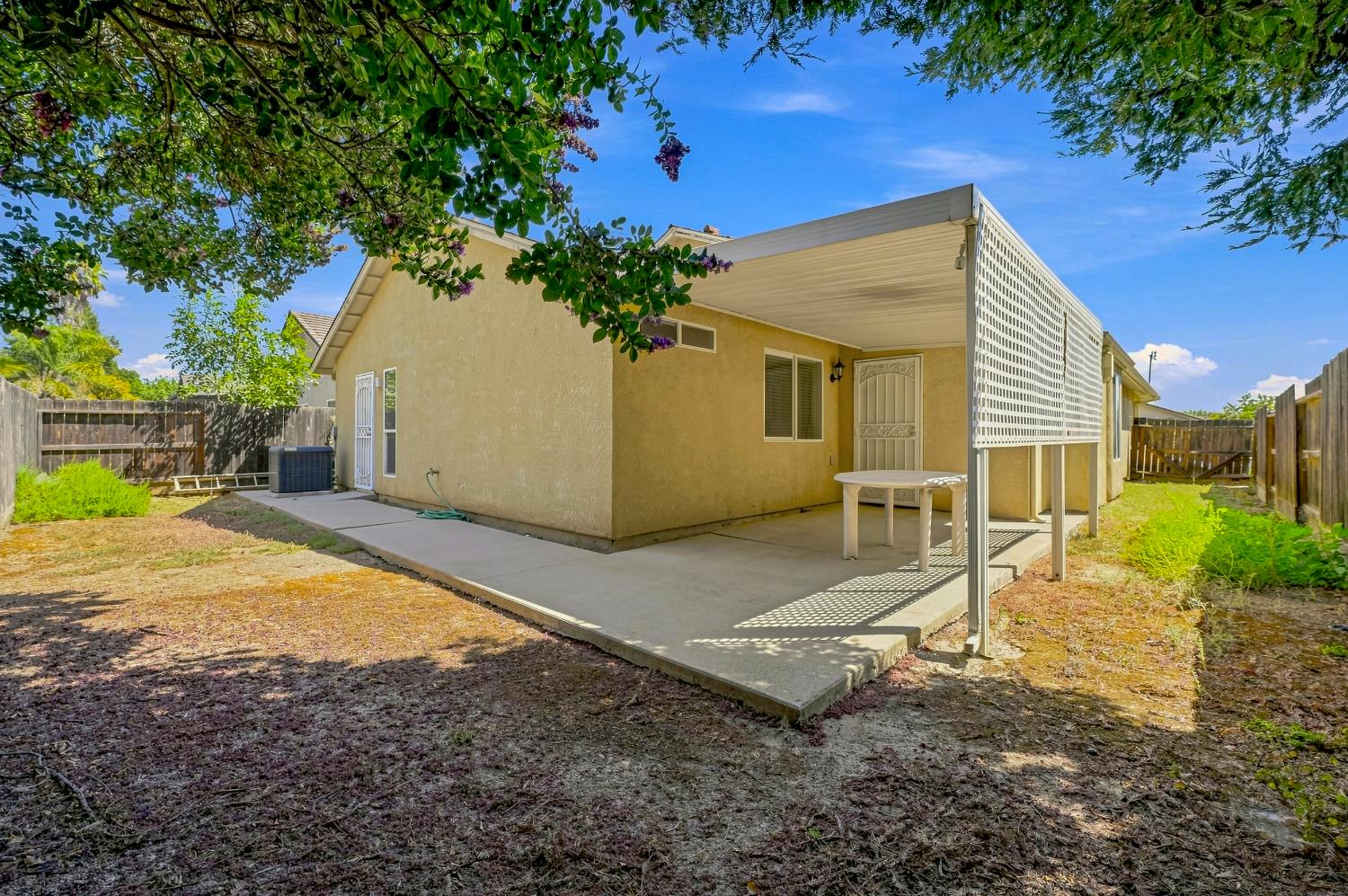 241 Brimmer Rd, Merced, CA 95341