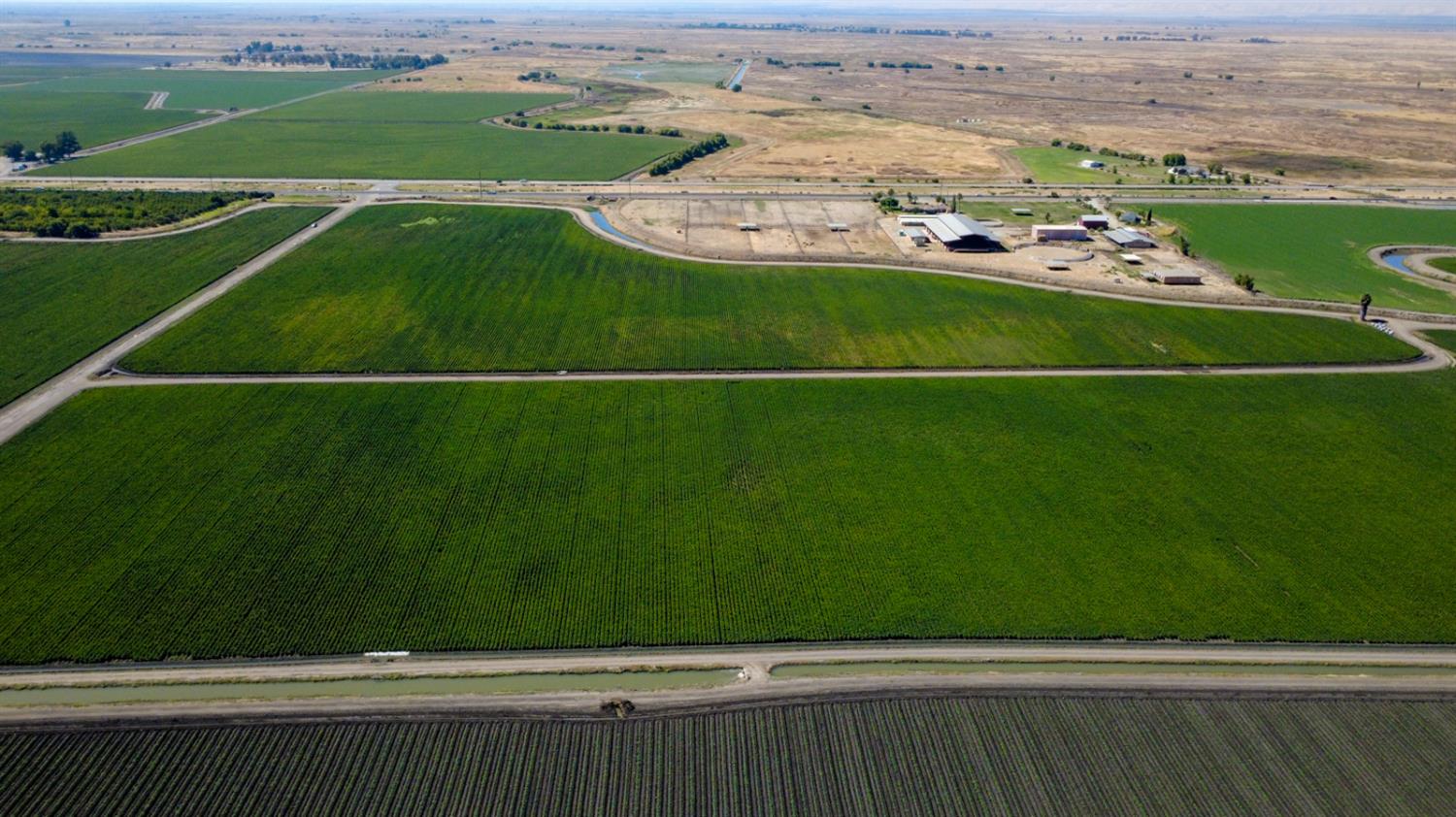 18 Box Car, Los Banos, CA 93635