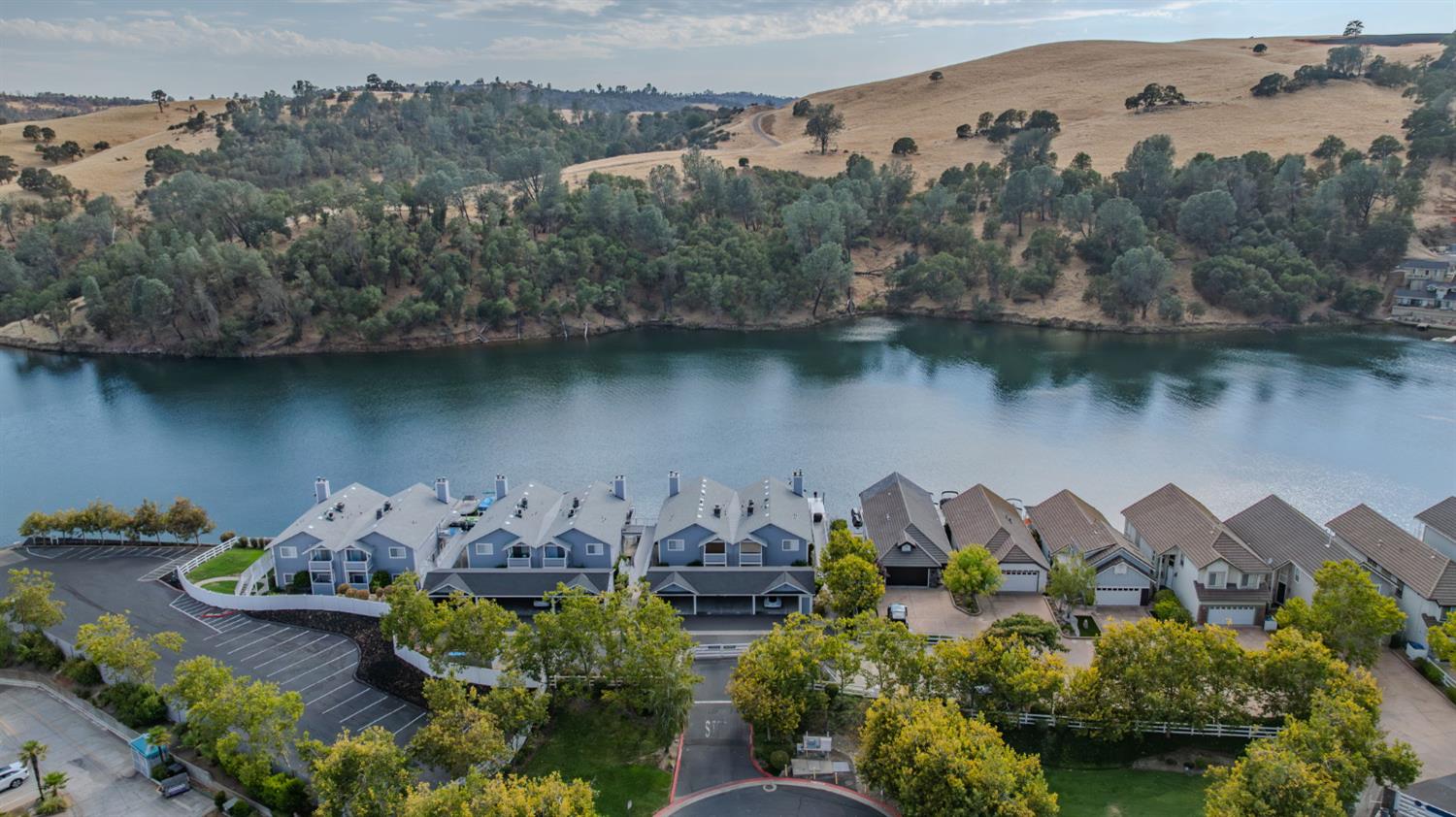 1031 Shoreline Dr #12, Copperopolis, CA 95228