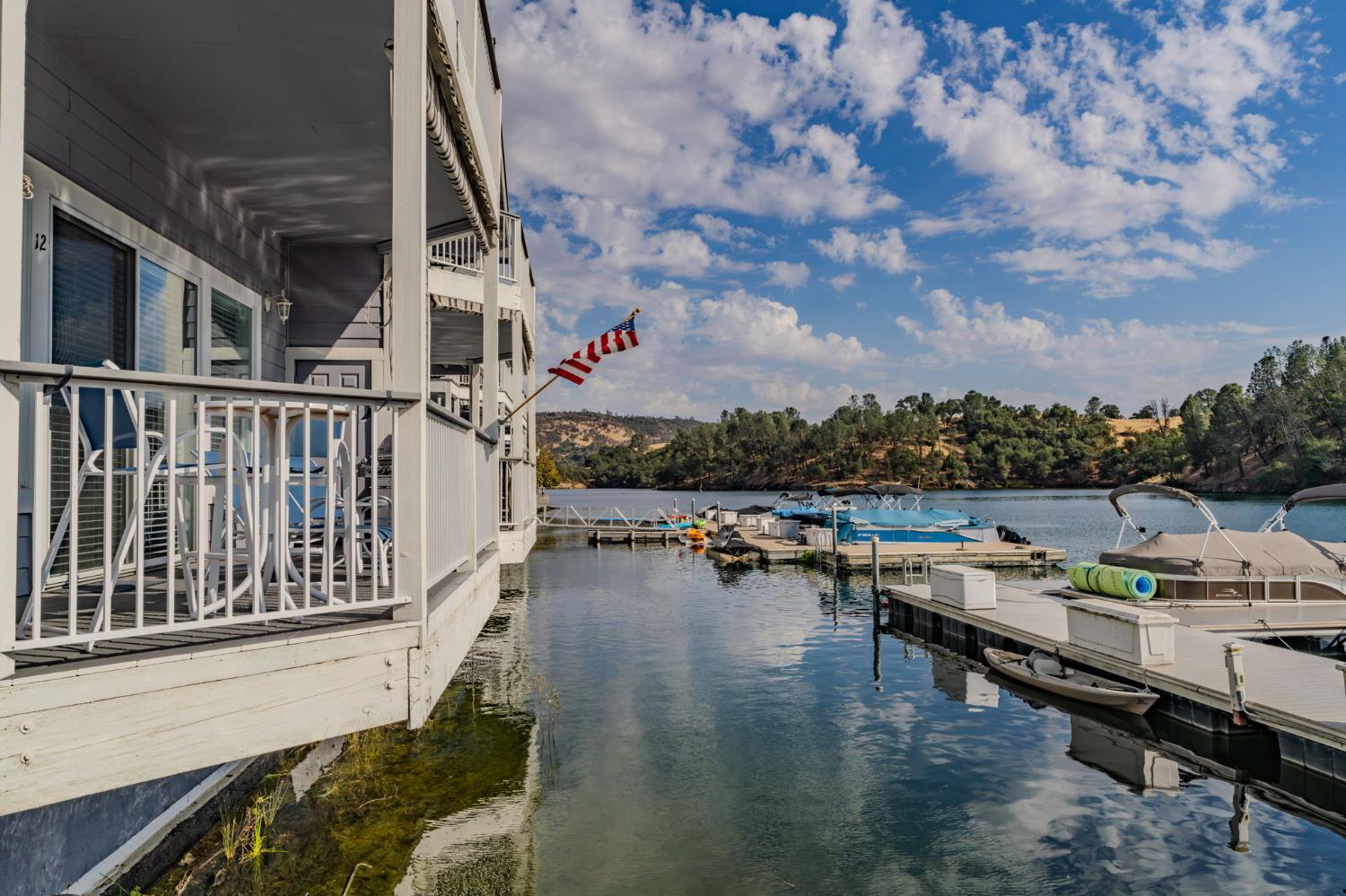 1031 Shoreline Dr #12, Copperopolis, CA 95228