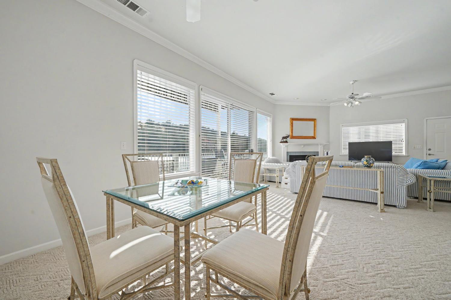 1031 Shoreline Dr #12, Copperopolis, CA 95228