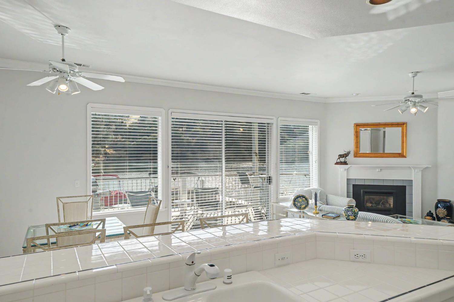 1031 Shoreline Dr #12, Copperopolis, CA 95228