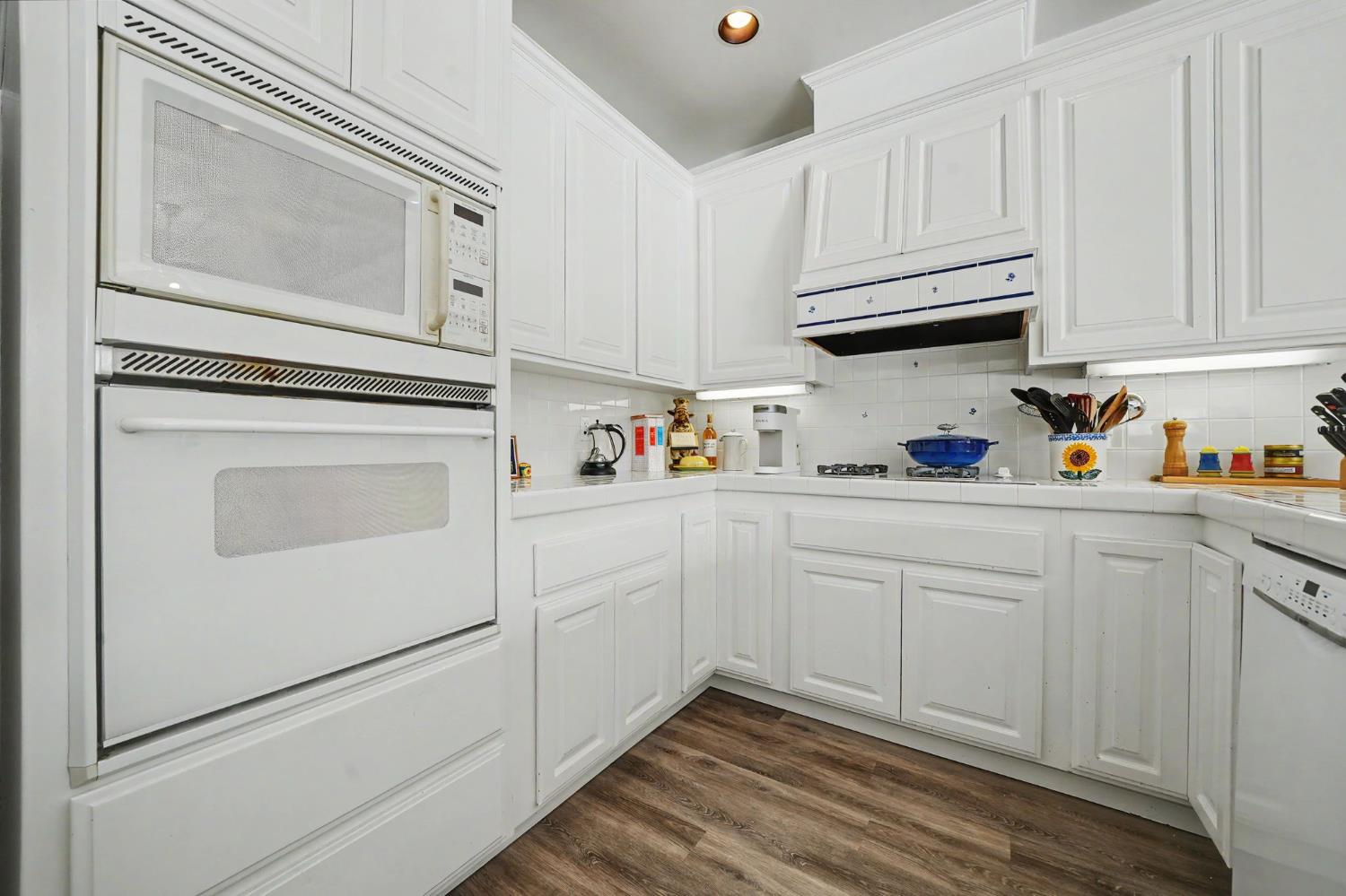 1031 Shoreline Dr #12, Copperopolis, CA 95228