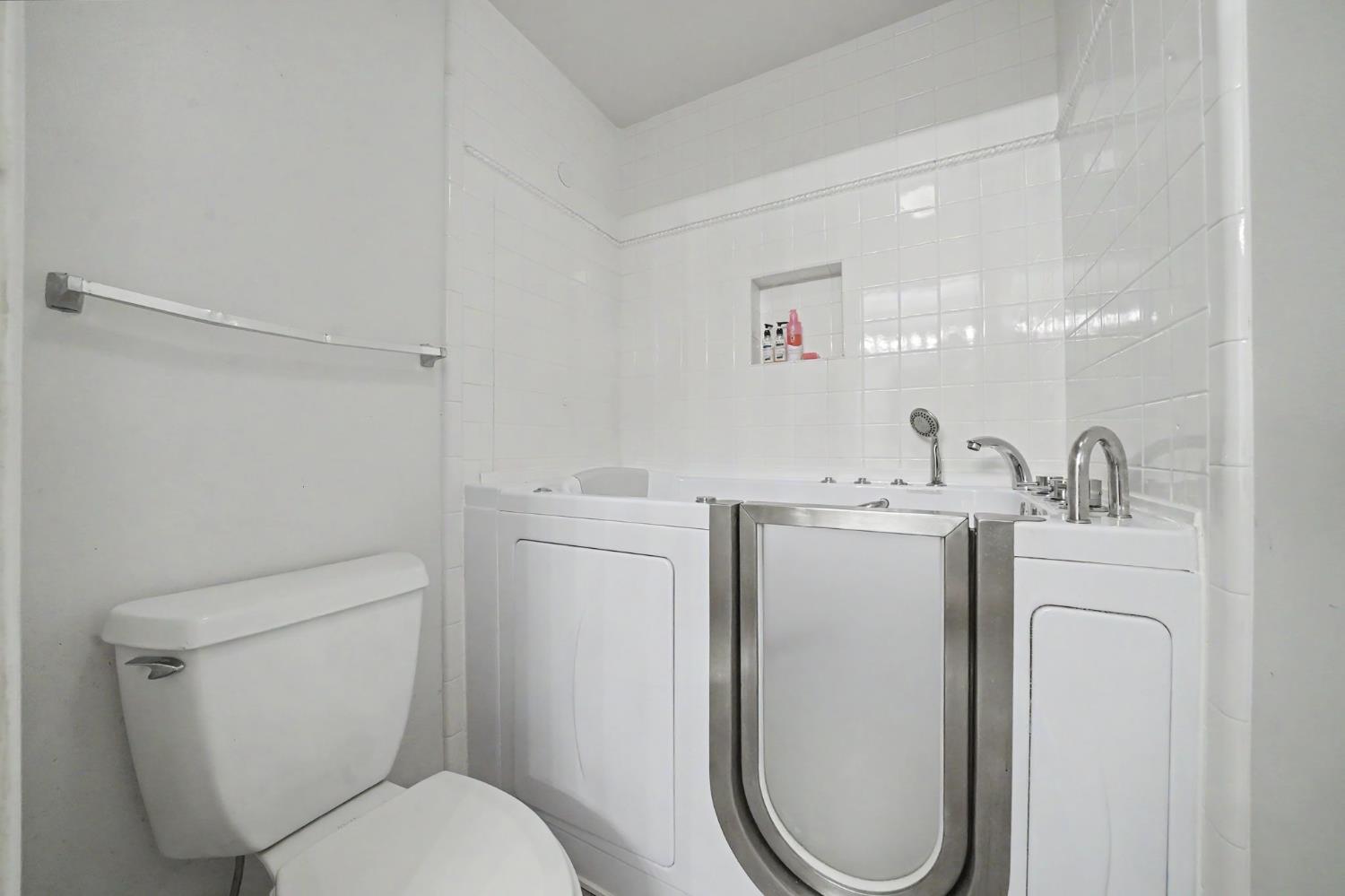 1031 Shoreline Dr #12, Copperopolis, CA 95228
