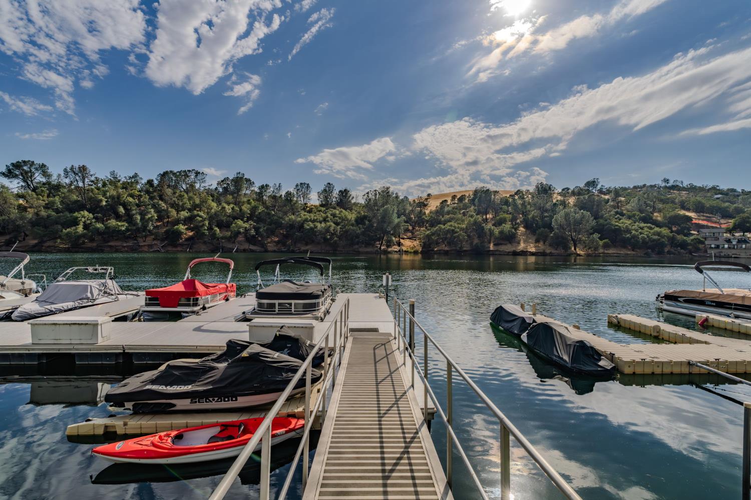 1031 Shoreline Dr #12, Copperopolis, CA 95228