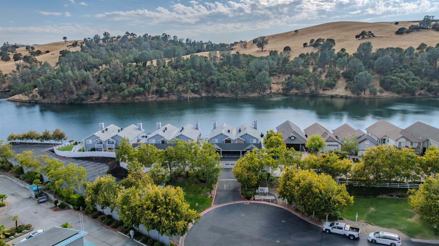 1031 Shoreline Dr #12, Copperopolis, CA 95228