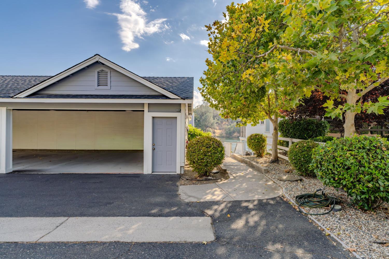 1031 Shoreline Dr #12, Copperopolis, CA 95228