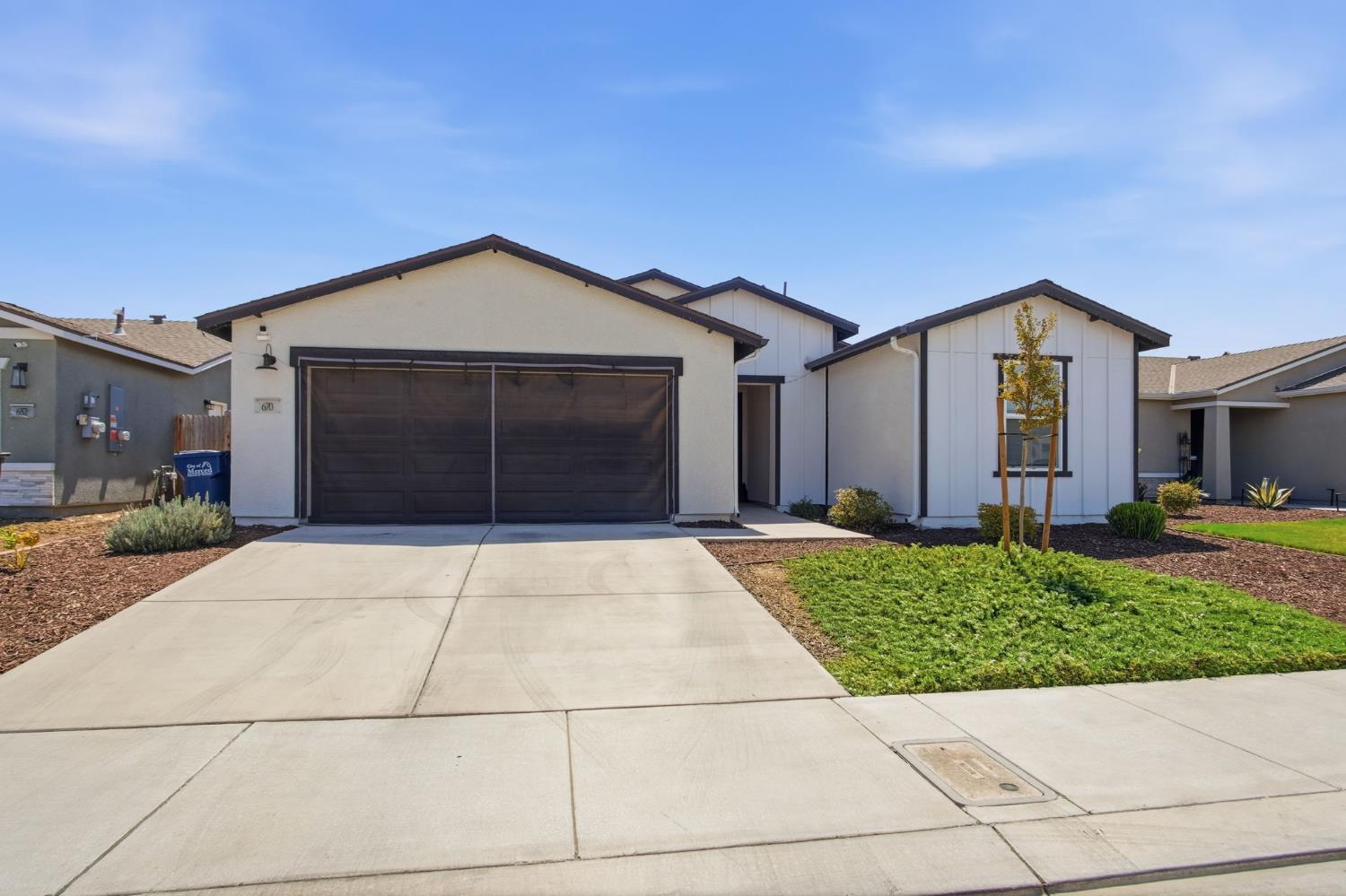 670 Elizabeth Ct, Merced, CA 95341