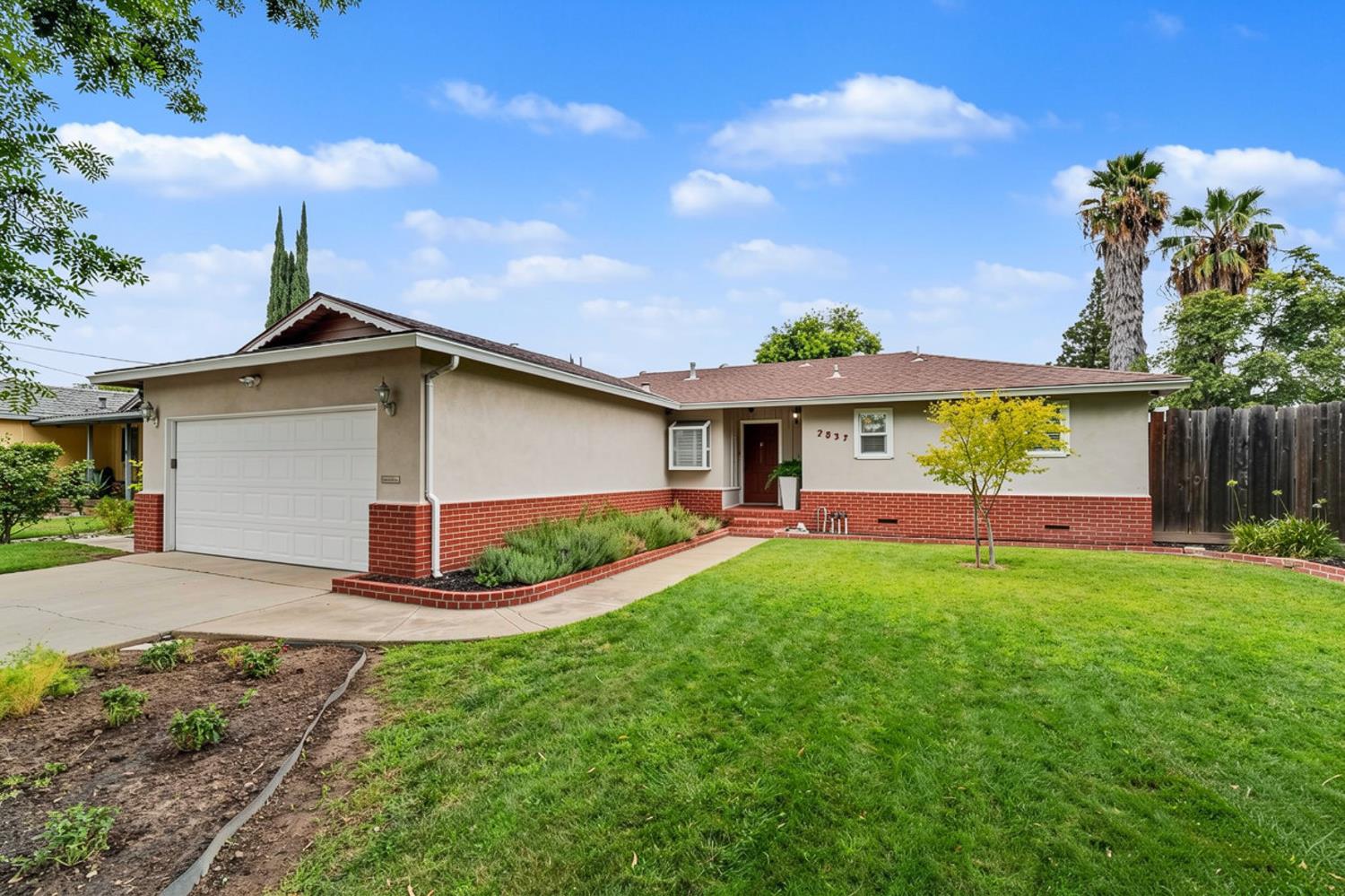 2837 Levon Ave, Modesto, CA 95350