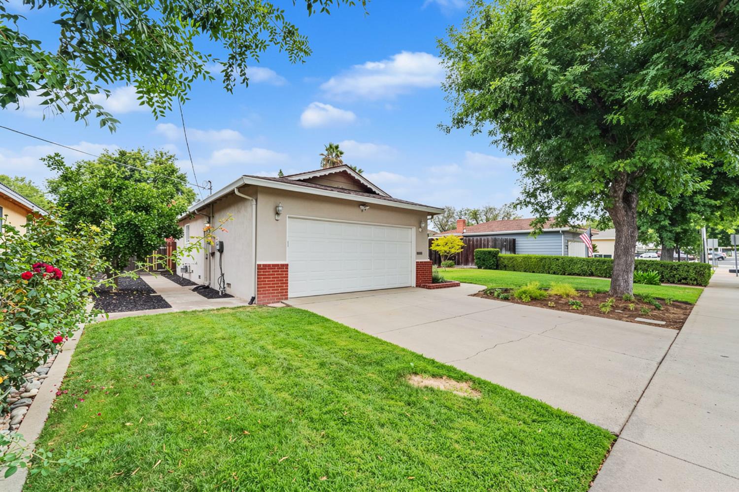 2837 Levon Ave, Modesto, CA 95350