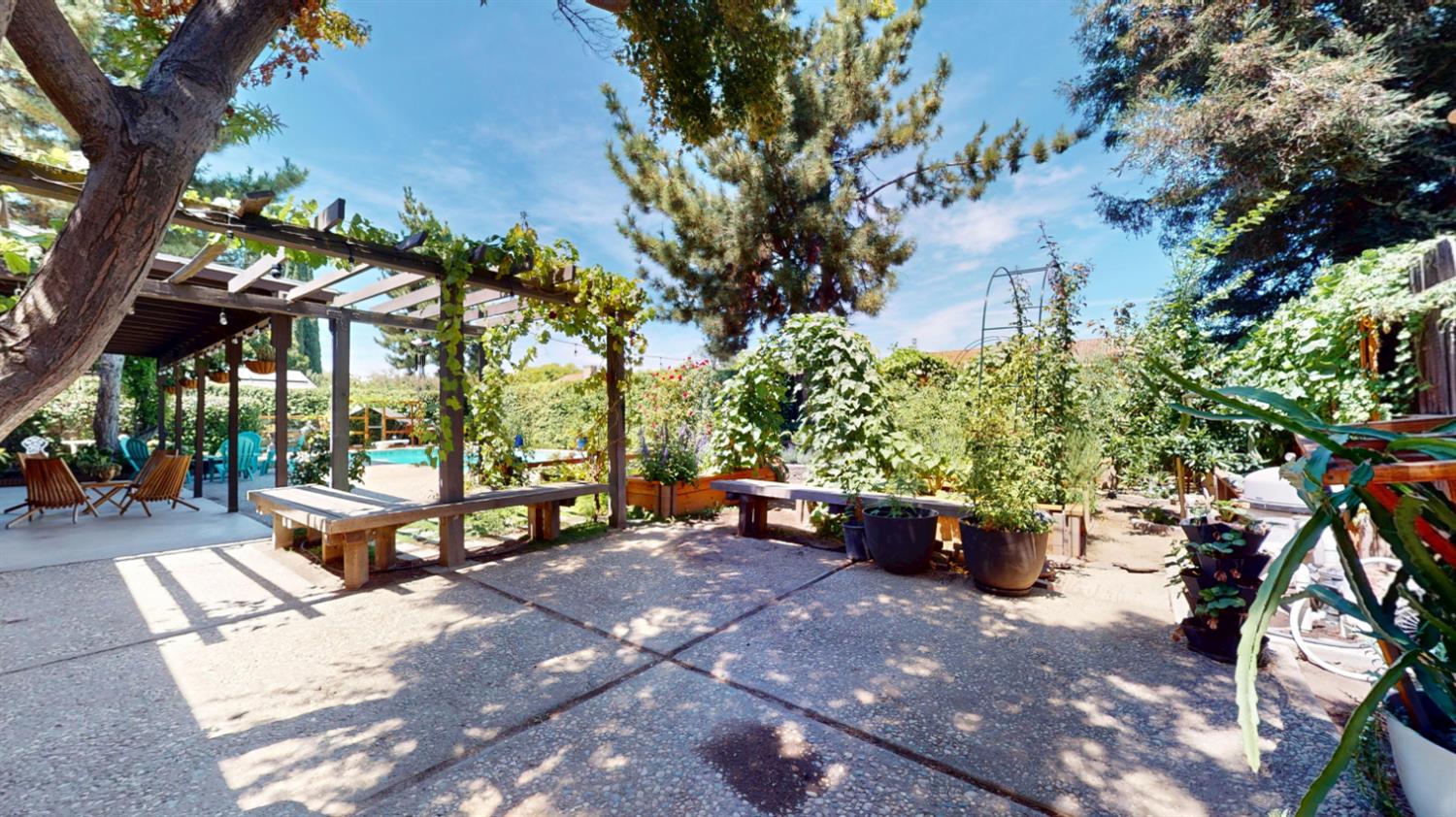 401 Dorado Ln, Modesto, CA 95356