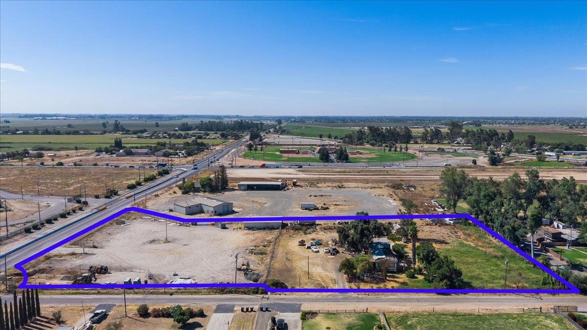 3912 Davis Ave, Modesto, CA 95357
