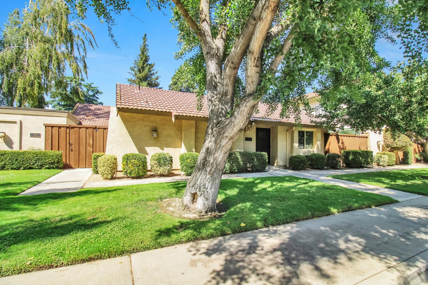 947 Sylvan Meadows Dr, Modesto, CA 95356