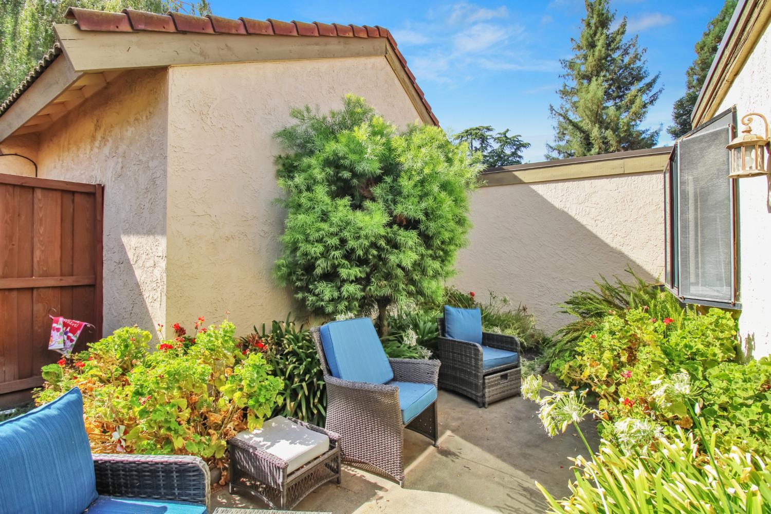 947 Sylvan Meadows Dr, Modesto, CA 95356