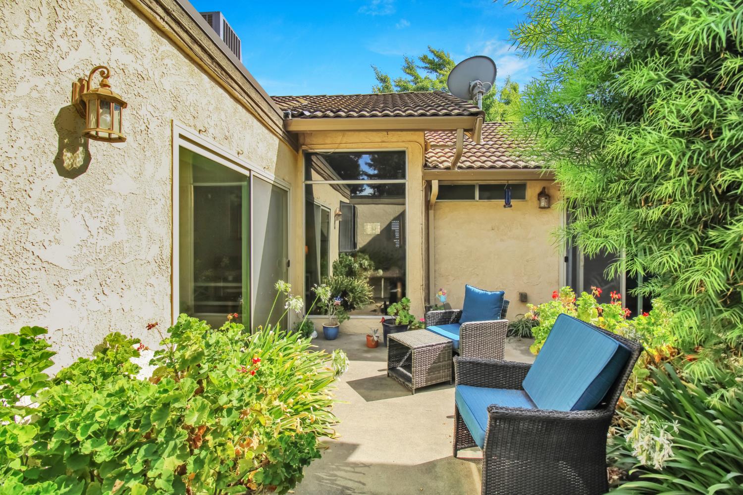 947 Sylvan Meadows Dr, Modesto, CA 95356