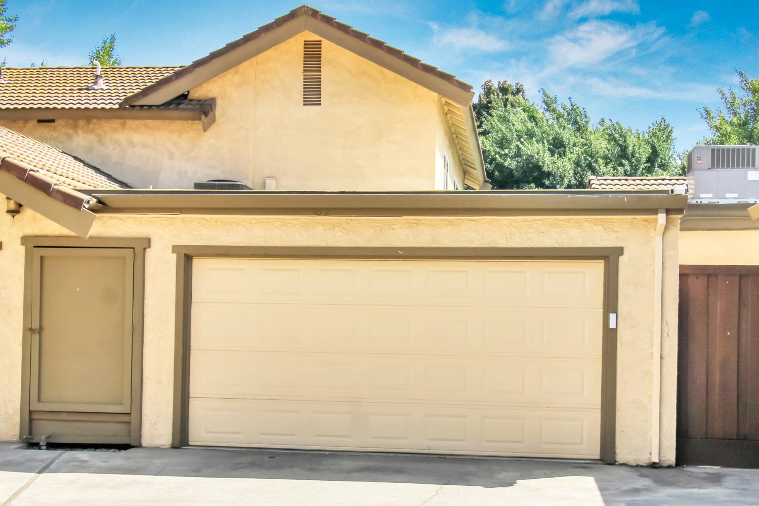 947 Sylvan Meadows Dr, Modesto, CA 95356