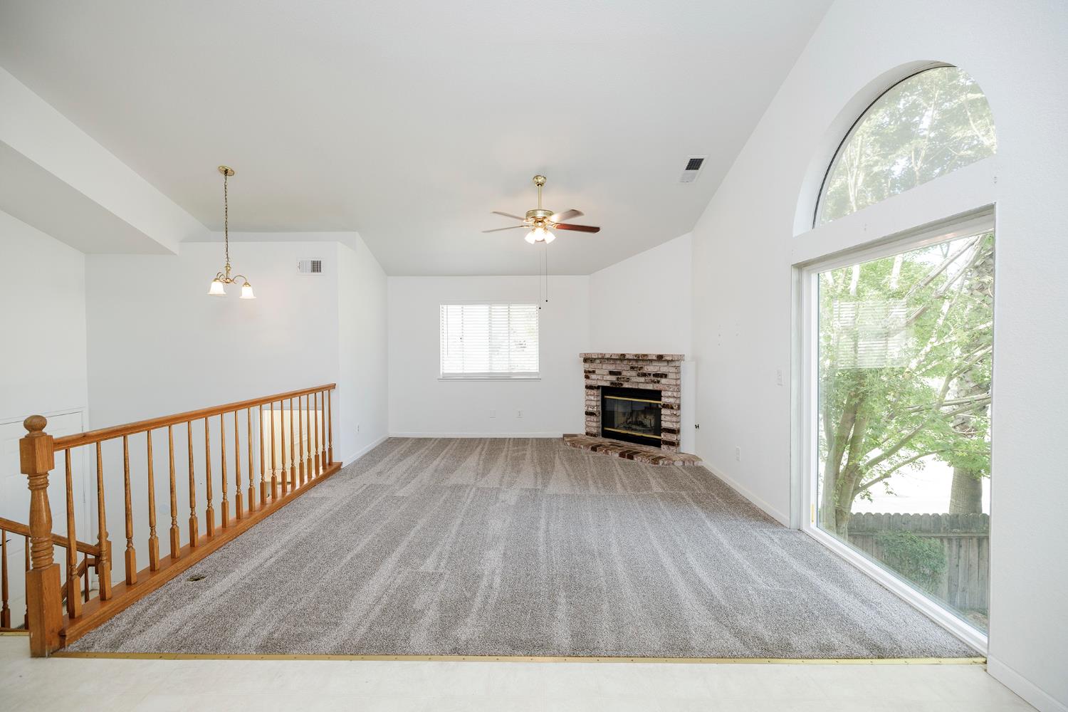 6036 Deep River Ct, Riverbank, CA 95367