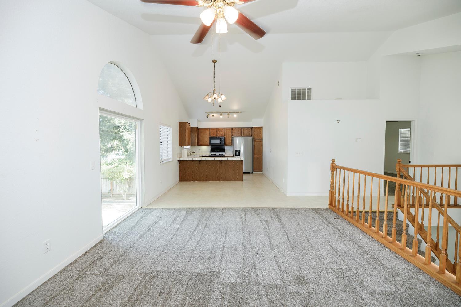 6036 Deep River Ct, Riverbank, CA 95367