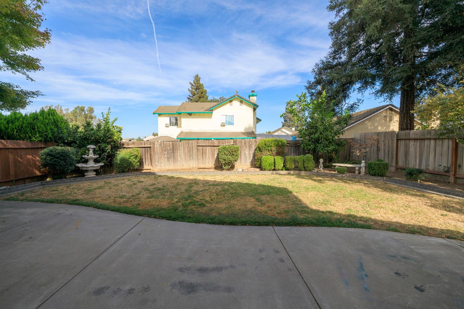 6036 Deep River Ct, Riverbank, CA 95367