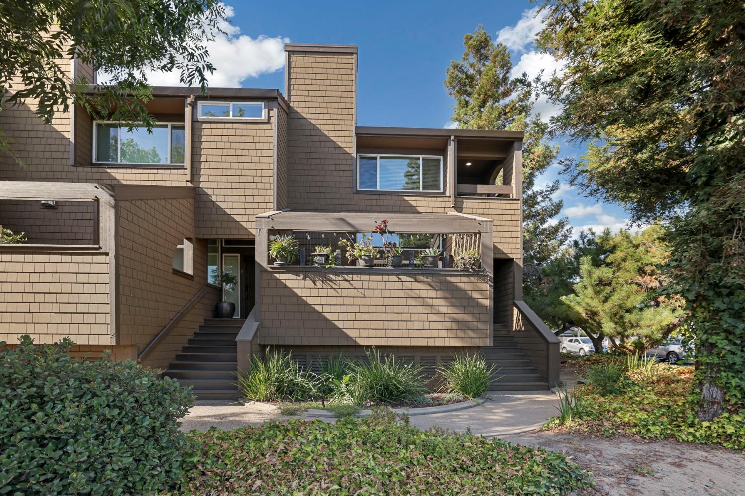 501 Rose Ave #1, Modesto, CA 95355