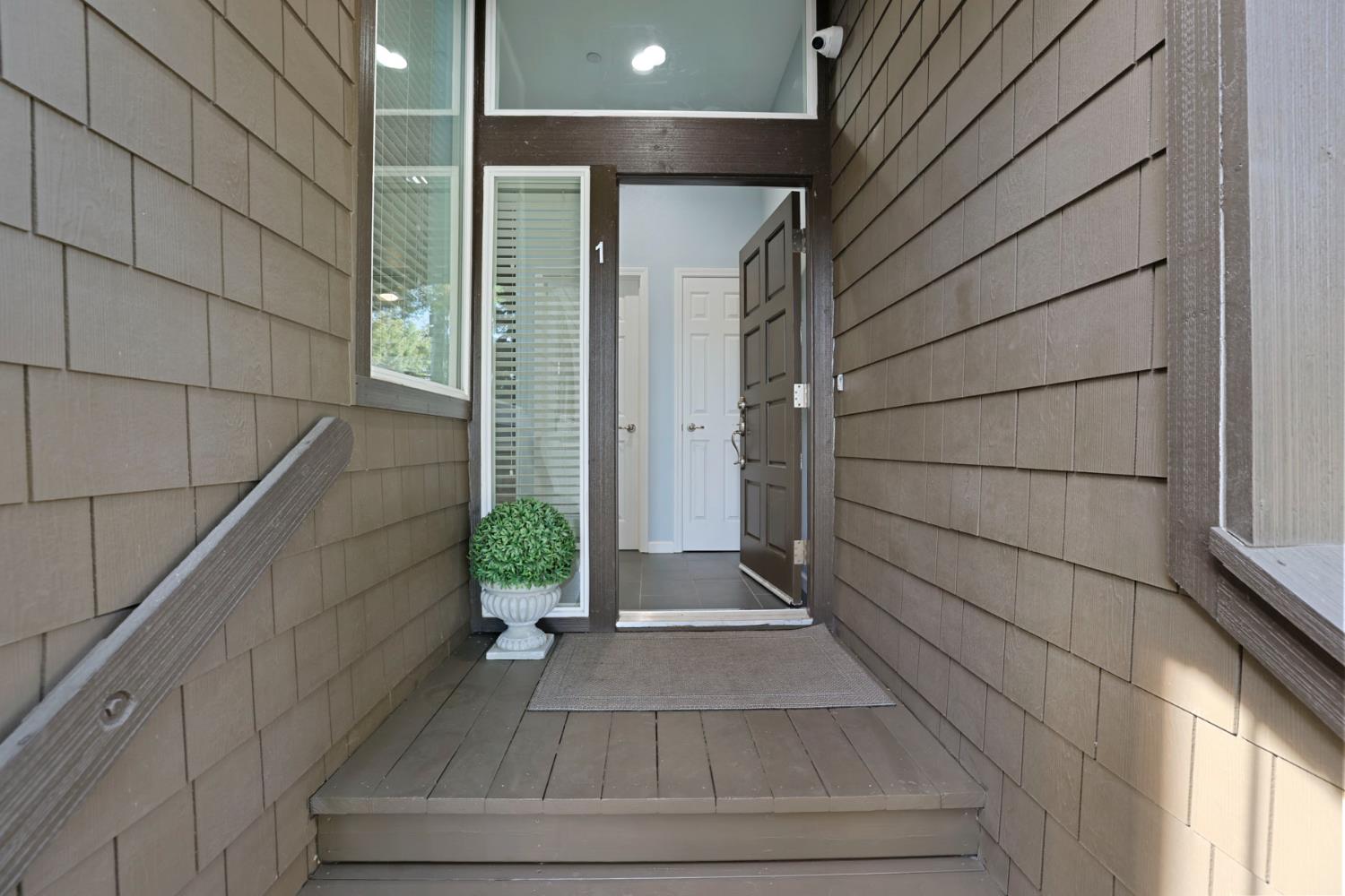 501 Rose Ave #1, Modesto, CA 95355