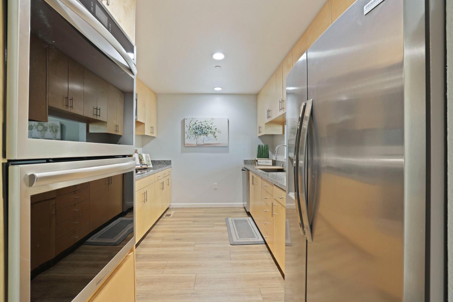 501 Rose Ave #1, Modesto, CA 95355